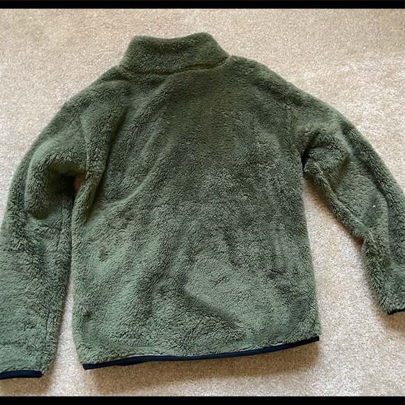 ❌SOLD❌ PINK Victoria’s Secret Fuzzy Coat - Picture 5 of 7